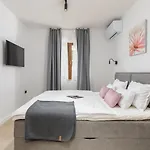 Vila Marija By Villsy *