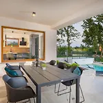 Vila Marija By Villsy